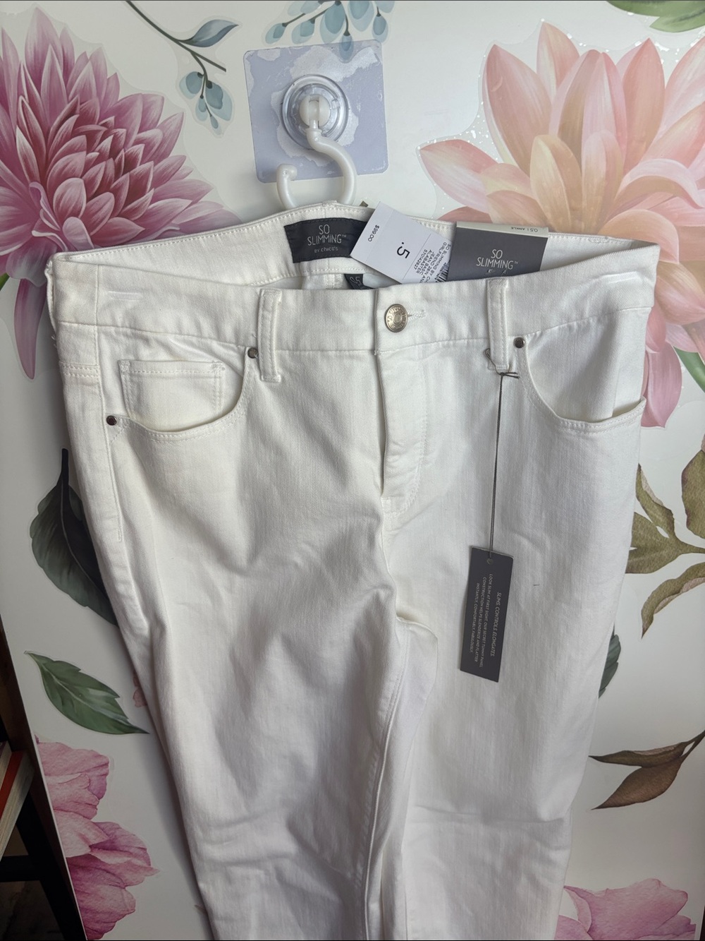 Chico’s So Slimming Women's White Jeans SZ 0.5